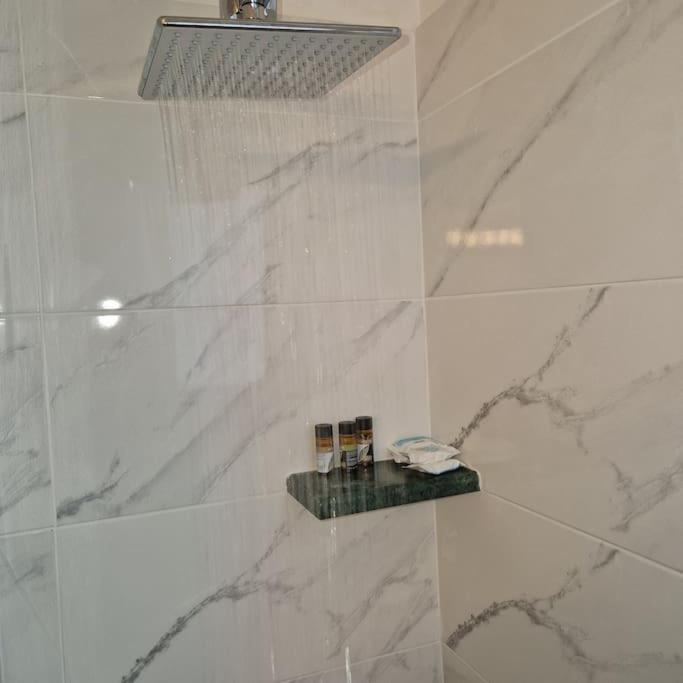 Stylish And Central Apt Near Acropolis - Avdi Square Атина Екстериор снимка